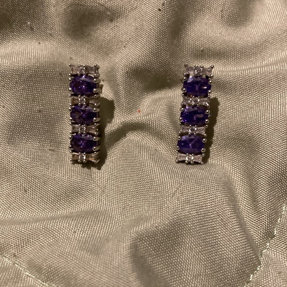 Stunning Amethyst Sterling Silver Earrings Never Worn - Picture 2 of 5